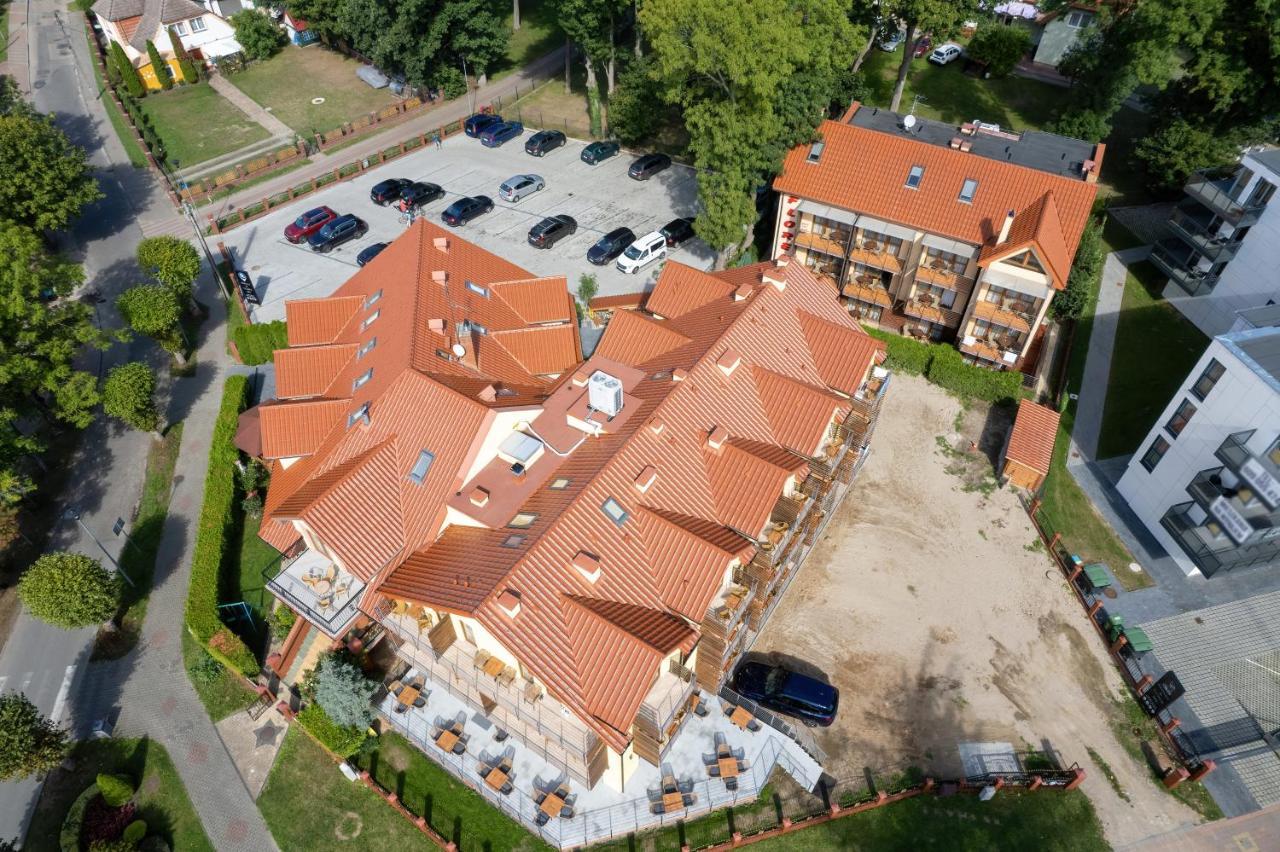 Willa Grand Rewal Exterior foto